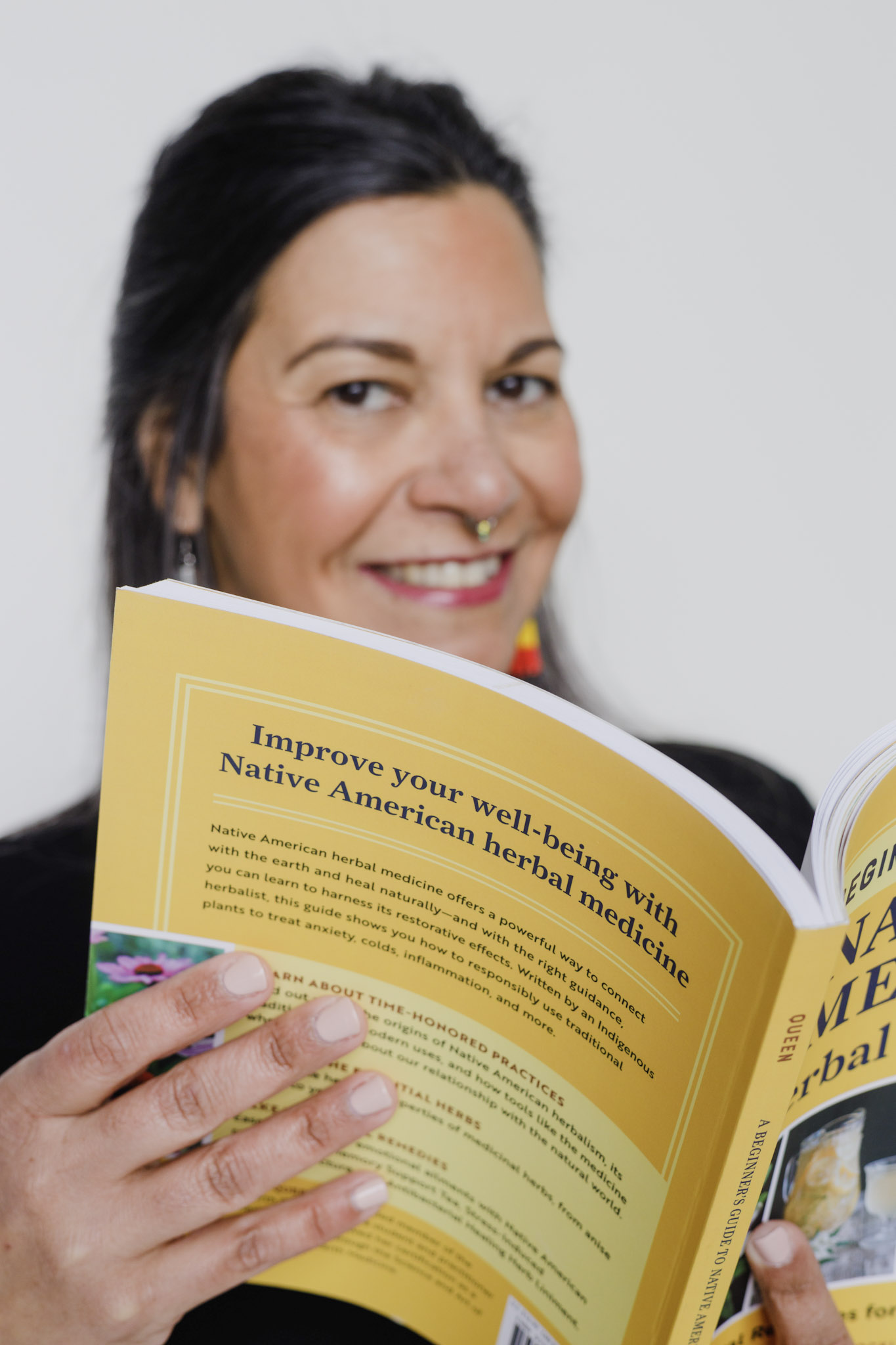 Angela Locklear Queen: Native American Herbal Medicine - Heritage Radio